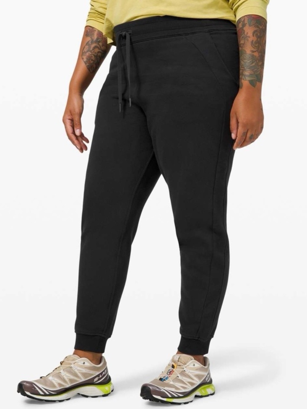 Lululemon Scuba Jogger Pant in Black Size 12
